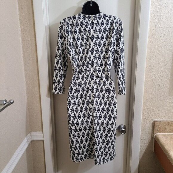 $168 J. McLaughlin Sophia Printed Catalina Cloth Dress Size M White Black - Picture 3 of 10